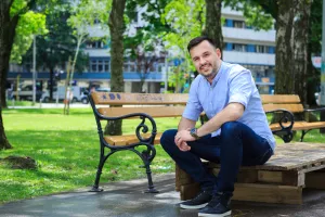 'Uz internet je, dakle, gotovo sve moguće. Pa i održati izbore'