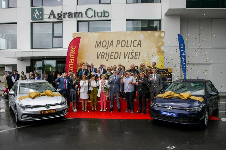 Euroherc i Adriatic dodijelili novčane nagrade i atraktivne Golfove 8 u prvom kolu nagradnih igara &#39;Moja polica u Eurohercu/Adriaticu vrijedi više&#39;