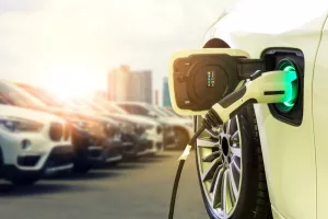 Infografika: Unatoč lošoj godini prodaja električnih automobila raste