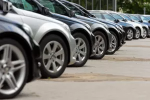 Autoindustrija pred slomom: Spas moguć samo uz nove poslovne modele i kinesko tržište