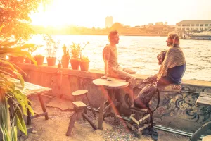 English café u Lideru: Godišnji odmor - small talk i planovi za ljeto