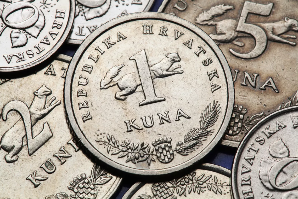 Prosječna plaća u realnom sektoru lani porasla 4,2 posto