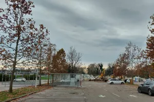 Totalni &#39;facelifting&#39; sada i oko rotora. Srušena zgrada Spara. Što li će tu biti?