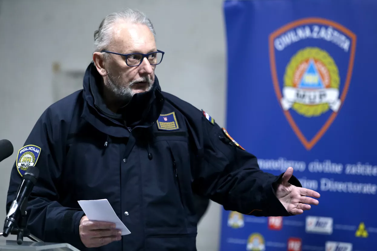 Ništa od popuštanja mjera, propusnice se neće opet uvoditi
