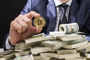 Bitcoin jučer potonuo 22 posto, najviše od ožujka, danas opet lagani oporavak