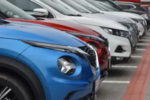 Potražnja za automobilima potonula je za gotovo za četvrtinu