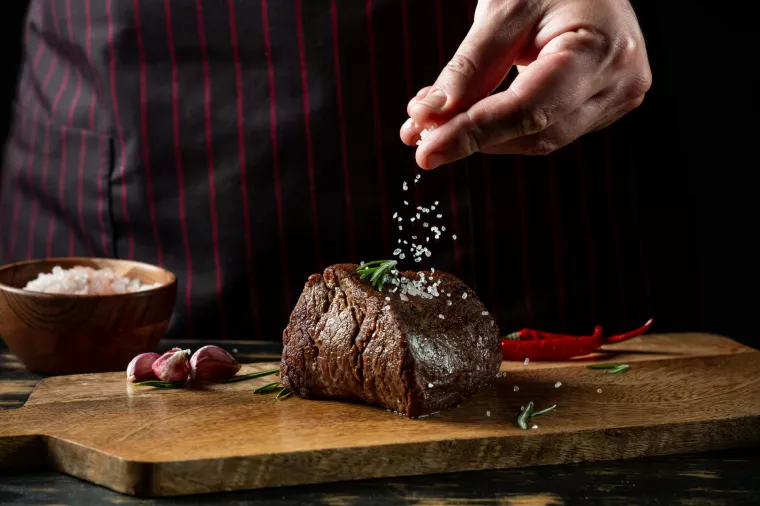POSTAJU VEGETARIJANCI - Potro&scaron;nja mesa u Njemačkoj na najnižoj razini u 30 godina