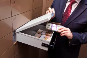 Banke počele tvrtkama naplaćivati čuvanje depozita