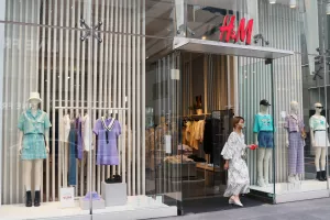 H&M X Brock Collection - Nova kolekcija skandinavskog giganta inspirirana serijom Bridgerton