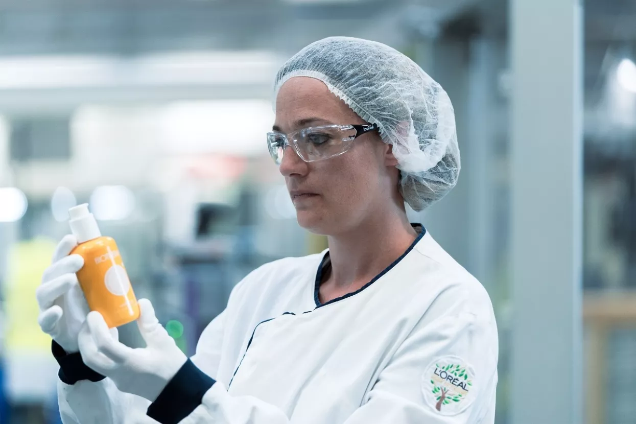 L'Oreal najavio prvu kozmetičku ambalažu od enizimatski potpomognute reciklirane plastike