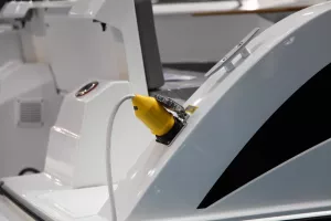 Bivši inženjeri SpaceX-a u izgradnji prvog komercijalnog električnog glisera