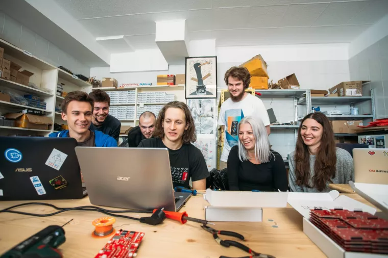 Ogroman iskorak za hrvatski startup CircuitMess - s Warner Brothersom grade Batmobile!