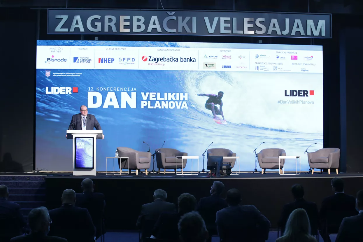 Miodrag Šajatović: 'Dan velikih planova' – konferencija koja se otela kontroli
