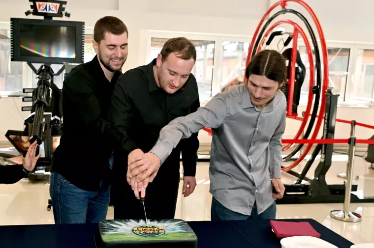 Trojac developera iz inkubatora PISMO objavio svoju prvu sportsku videoigru