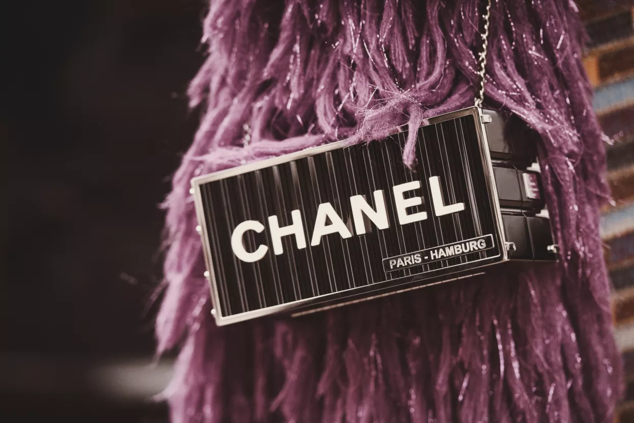 Za božićne blagdane Chanel vam poklanja – povećanje cijena