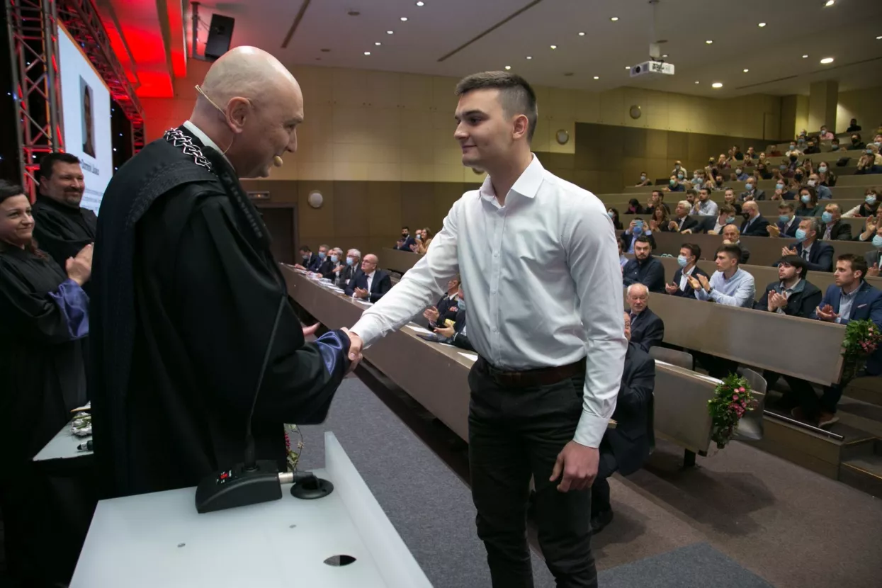 Nagradu Werner von Siemens osvojio studentski projekt primjene digitalnog blizanca u proizvodnji betonskih blokova