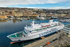 75 godina Jadrolinije: Duga tradicija povezivanja