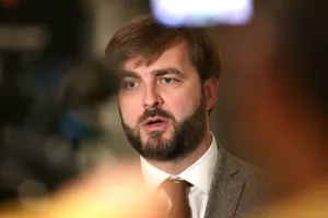 Ćorić potvrdio odlazak iz vlade, prema prosjeku za godinu i pol možemo očekivati isti scenarij