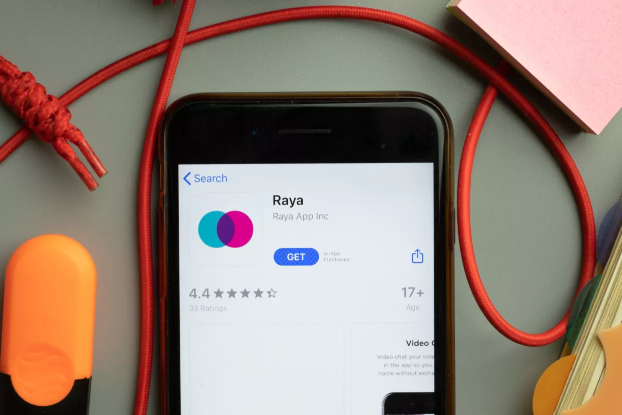 Masonski Tinder: Pristup dating aplikaciji Raya čeka sto tisuća korisnika