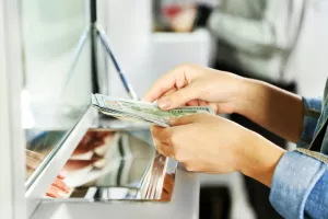 Ususret konverziji kuna u eure: Očekuje se veliki priljev depozitnog novca u poslovne banke