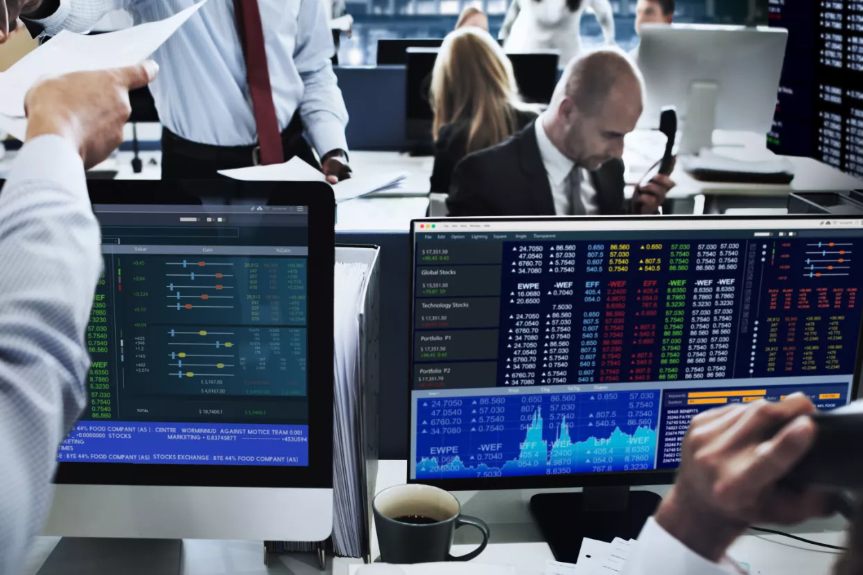 Wall Street i azijske burze u padu, europski ulagači oprezni uoči odluke Feda o povećanju kamatnih stopa