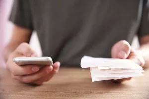 Realan pad prosječne neto plaće nastavljen i peti mjesec zaredom