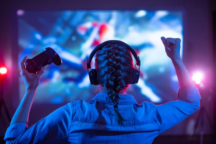 Sony planira veliku proizvodnju VR setova, porasle i dionice