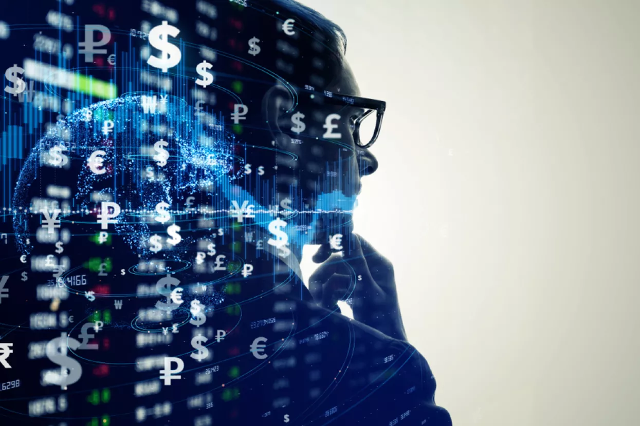 Financial technology concept. Fintech. Crypto currency. Electronic money. Cashless payment.<br>hedge fond, fondovi, investitor, investiranje, ulaganje, ulagači, valute