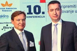 Dan velikih planova, Miodrag Borojević, Fabris Peruško
