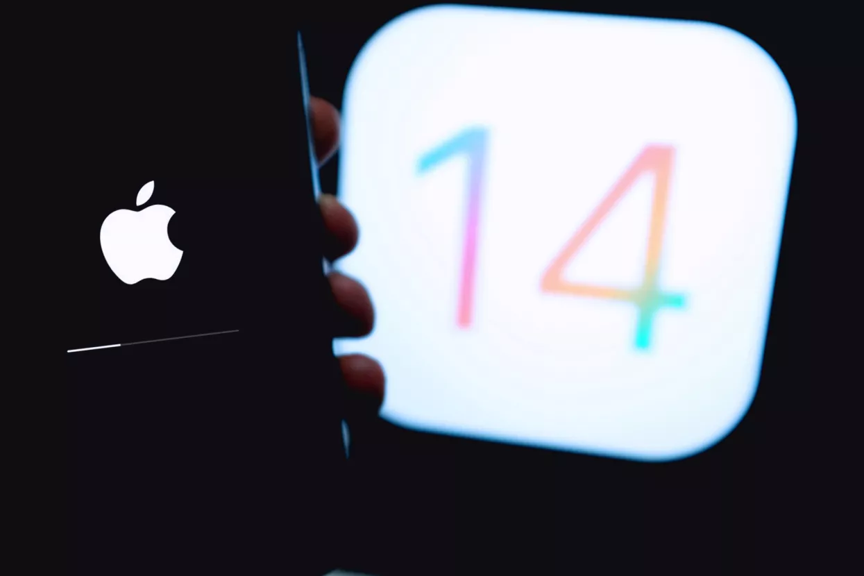 iPhone 14, Apple