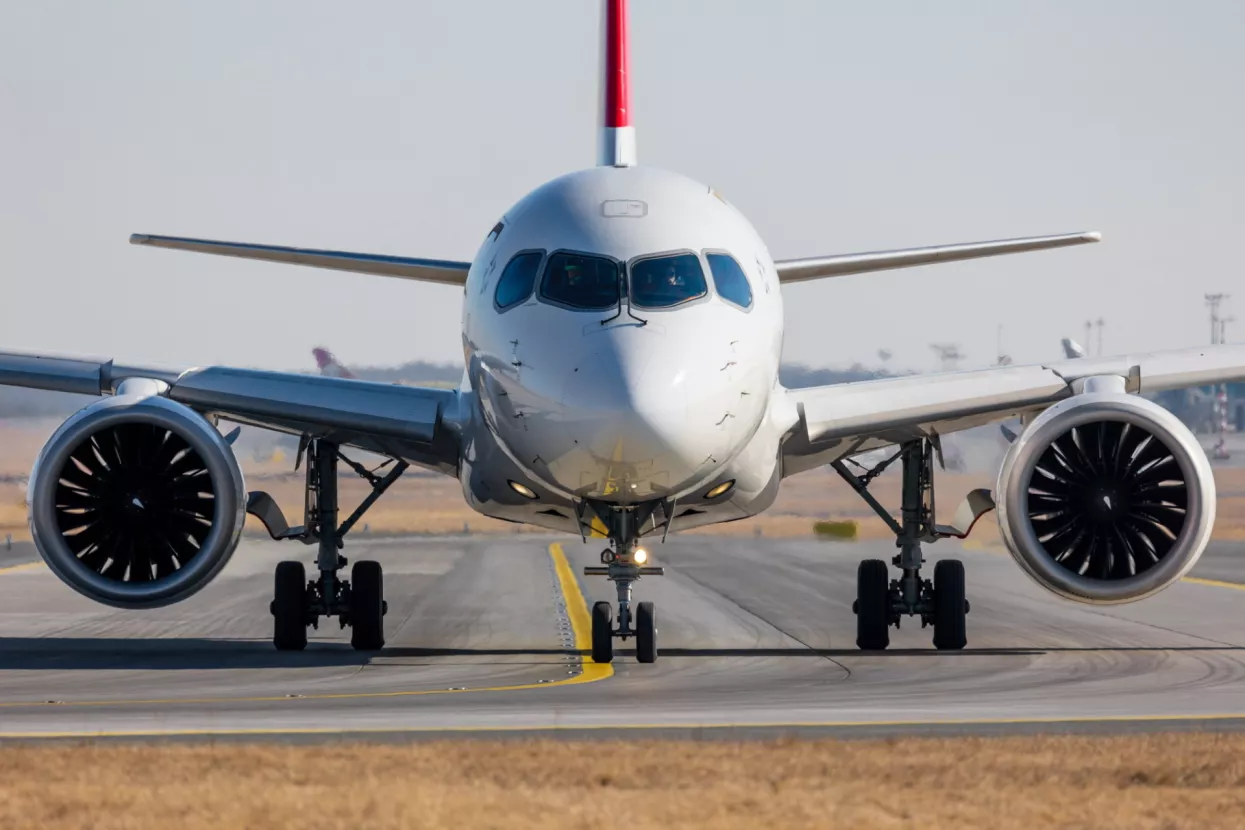 Airbus A220-300