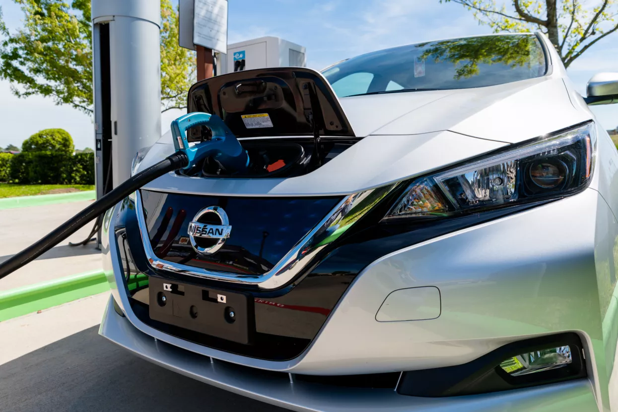 Nissan električni sutomobil