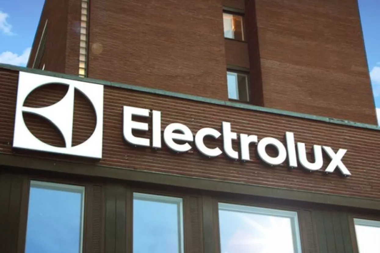 Kineska Midea grupa razmatra kupnju švedskog Electroluxa