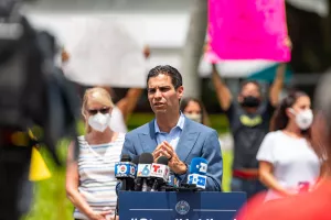 Francis Suarez
