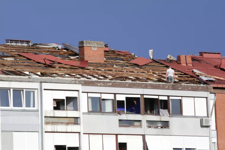Posljedice oluje u Zagrebu, oštećeni krovovi