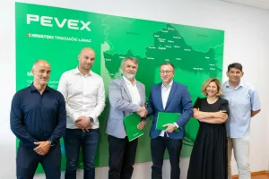 Član Uprave Projektgradnje plus Antonio Bukić, član Uprave PEVEXA Ivan Jukić, član Uprave Projektgradnje plus Zoran Škorić, predsjednik Uprave PEVEXA Krešimir Bubalo, članica Uprave PEVEXA Renata Duka i pomoćnik Uprave PEVEXA Željko Mandić