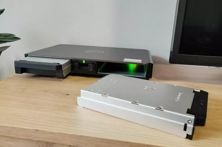 QNAP HS-264 