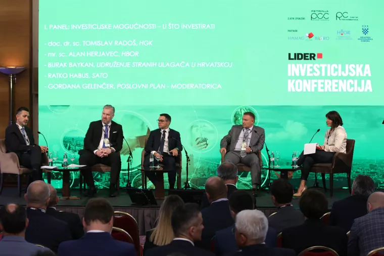 Lider Investicijska konferencija 2023. Panel 1. "Investicijske mogućnosti - u što investirati?": Tomislav Radoš, Alan Herjavec, Burak Baykan, Ratko Habus i Gordana Gelenčer