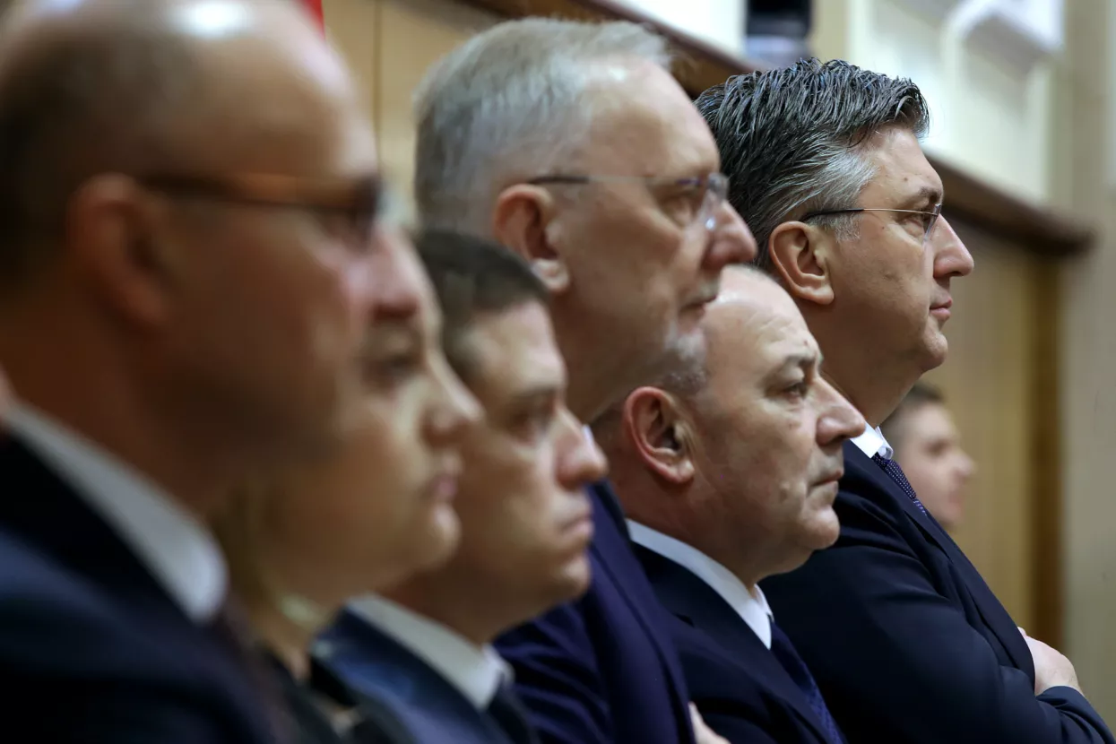 Vlada: Gordan Grlić Radman, Anja Šimpraga, Oleg Butković, Davor Božinović, Tomo Medved i Andrej Plenković