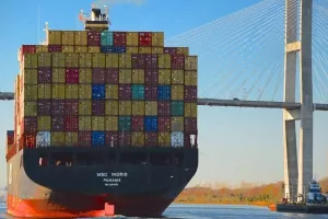 WTO očekuje skroman oporavak trgovine na početku 2024.