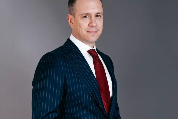 Siniša Komnenović