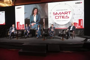 Konferencija Smart cities.<br>1. panel: Digitalna transformacija gradova- zeleno i pametno.<br>Branko Dukić, Neven Bosilj, Marijana Bačić, Denis Nikola Kuliš.