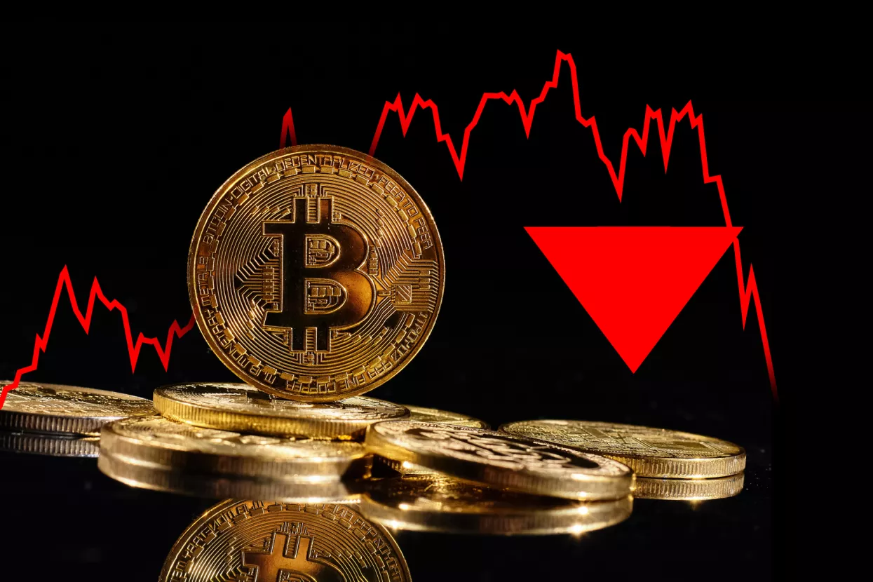Bitcoin, kriptovalute, pad