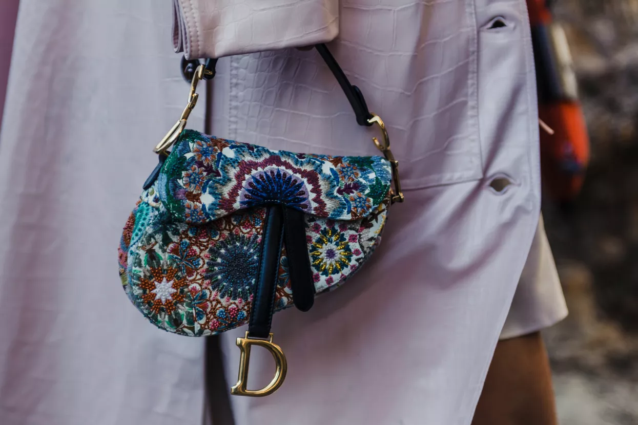 Dior i Armani pod optužbama da nemilosrdno iskorištavaju radnike preko svojih kooperanata