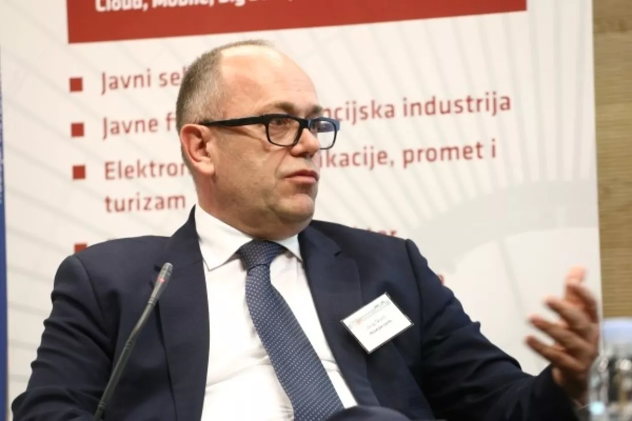 Uhićen Josip Škorić, bivši predsjednik Uprave Hrvatskih cesta, i još dvoje poduzetnika