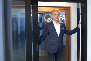 Robert Križanović, Gealan.
