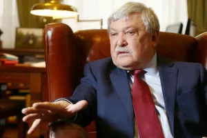 Sándor Csányi 