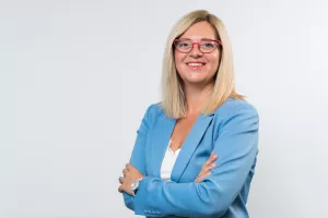 Maja Šuber EY