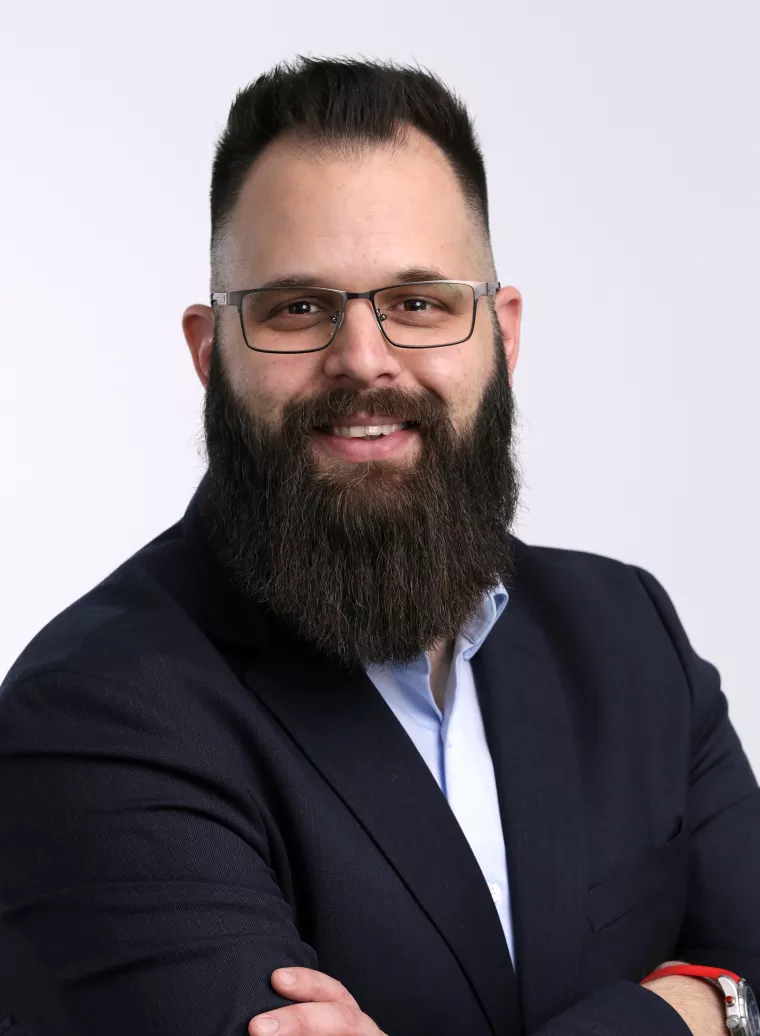 Marko Gulan, konzultant za cyber sigurnost u Schneider Electricu za jugoistočnu Europu:– Svrha provedbe lova na bugove je pronaći ranjivost u kontroliranim uvjetima, a sam proces je od iznimne važnosti za svaku kompaniju kako bi mogla pronaći ranjivosti prije nego li ih zlonamjerni akteri otkriju i iskoriste u nemoralne svrhe