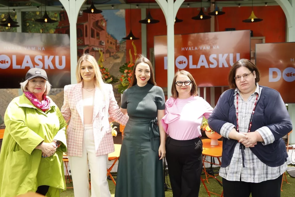 Elizabeta Gojan, Klara Zečević Božić, Tatjana Spajić, Sonja Lončar, Iva Jovović